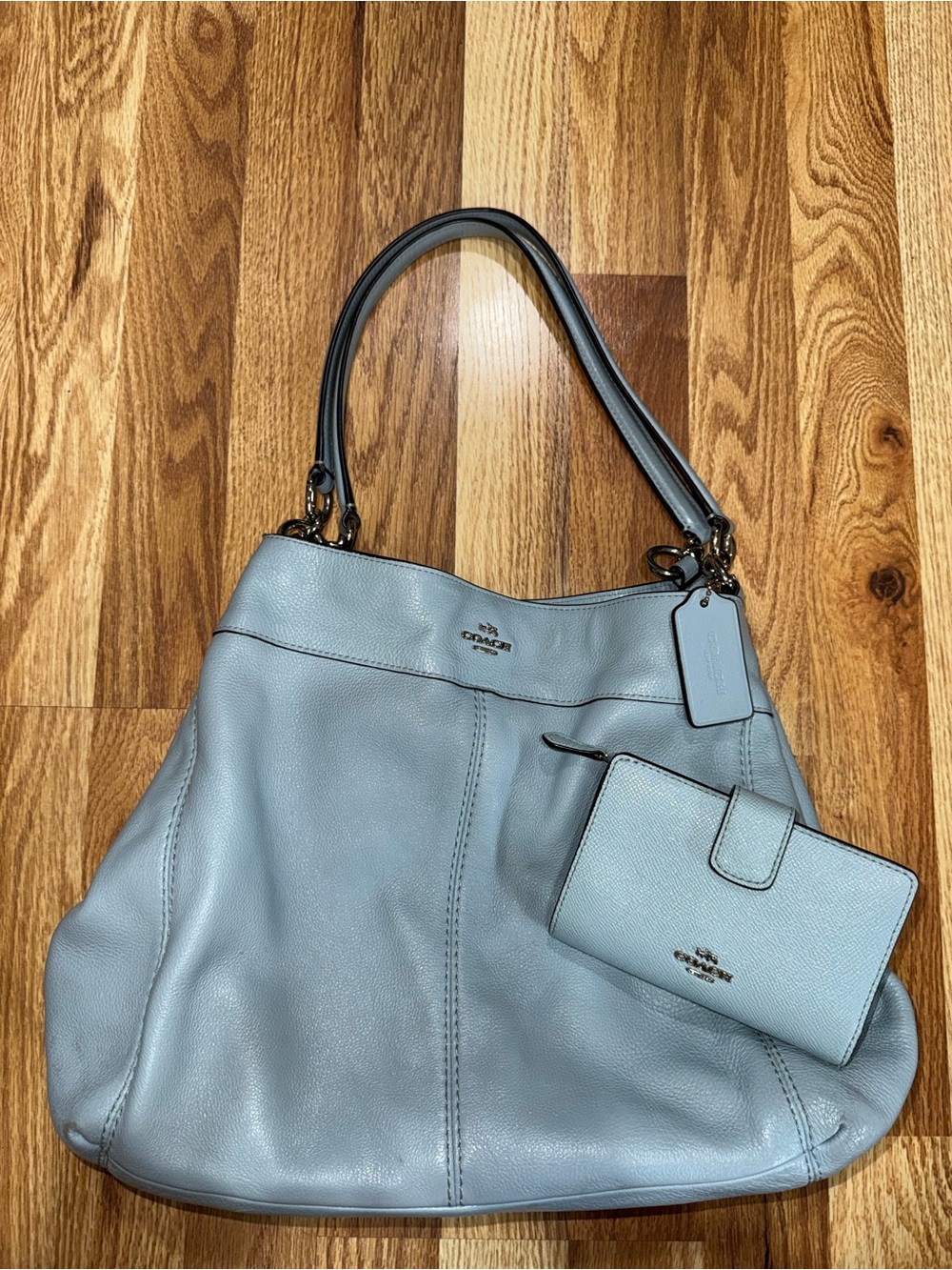 Coach Lexy Light Blue Pebble Leather Shoulder Bag & Matching Wallet